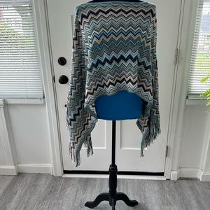 Missoni wrap/shawl with Loft tank top